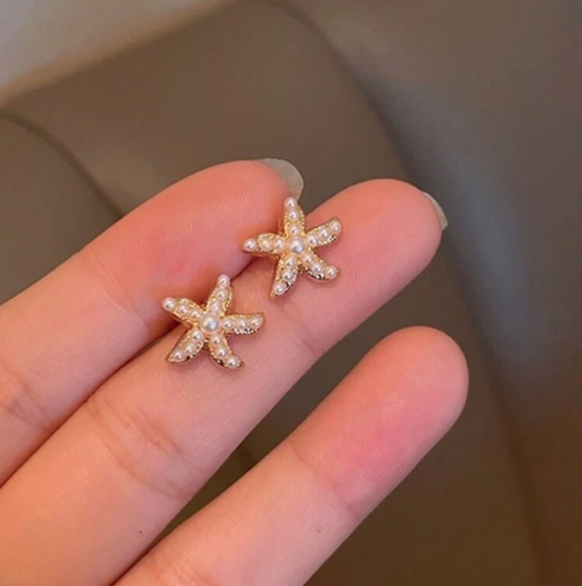 Starfish Stud Pearl Earrings