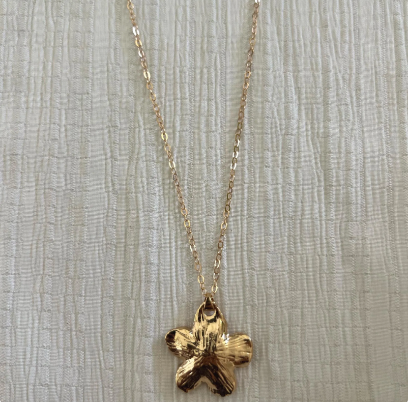 All-Gold Flower Necklace
